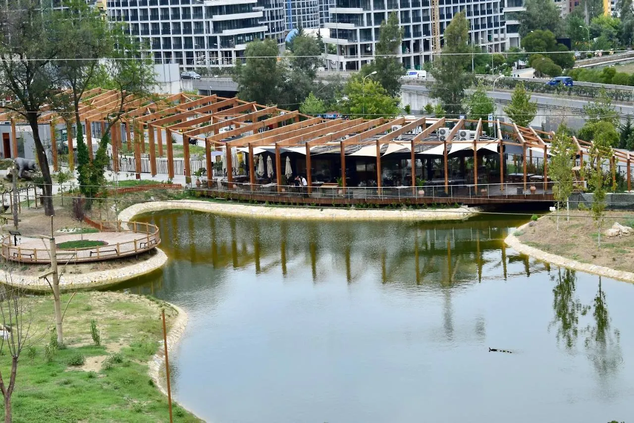 Zoo Apartament Tirana 0*,